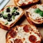 garlic toast pizzas 2.png