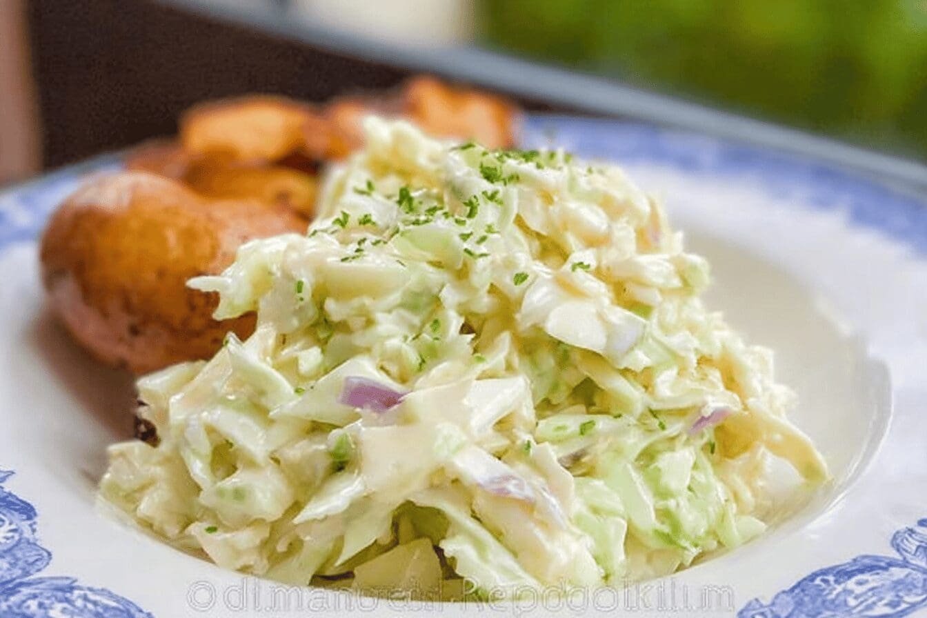 Creamy Apple Cole Slaw