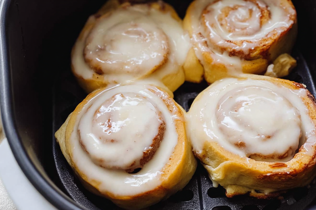 Air Fryer Cinnamon Rolls