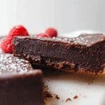 Flourless Chocolate Cake 58.png