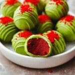 Grinch Oreo Balls 20.png