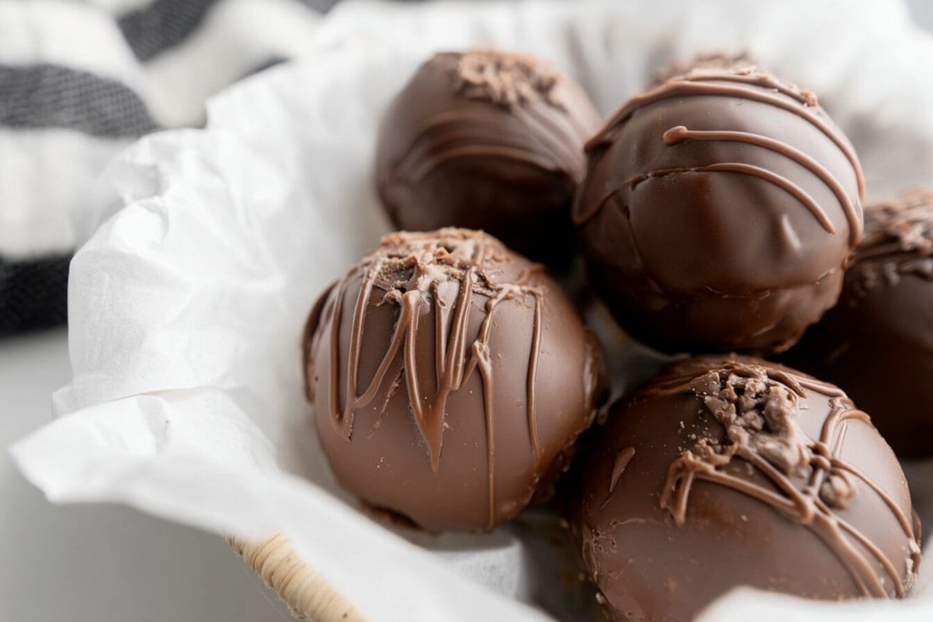 Hot Cocoa Bombs 53.png